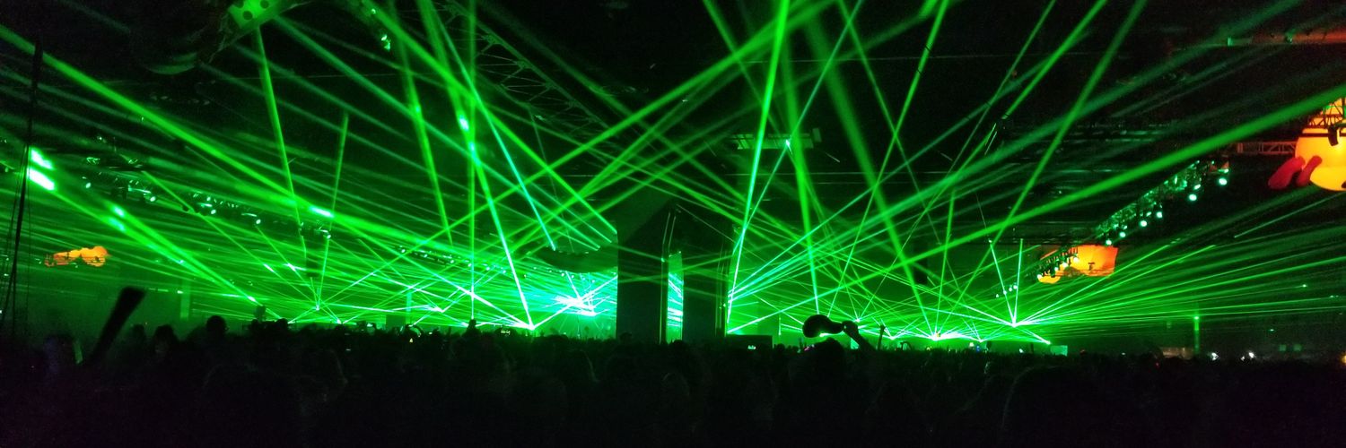 Christian☮️muun banner