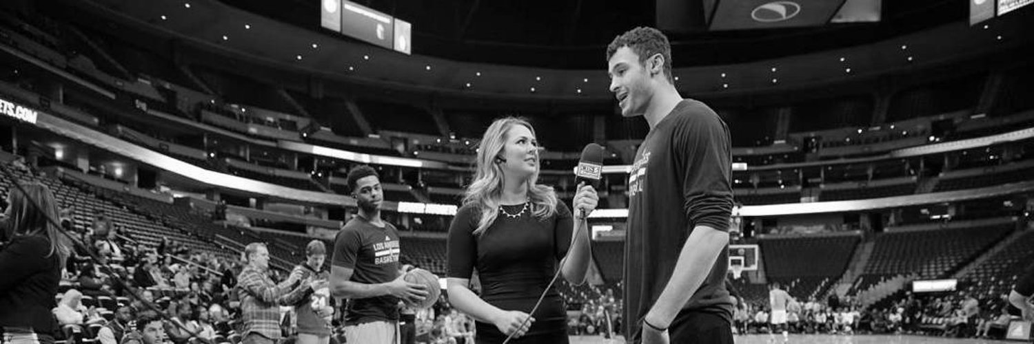 Danielle Alvari banner