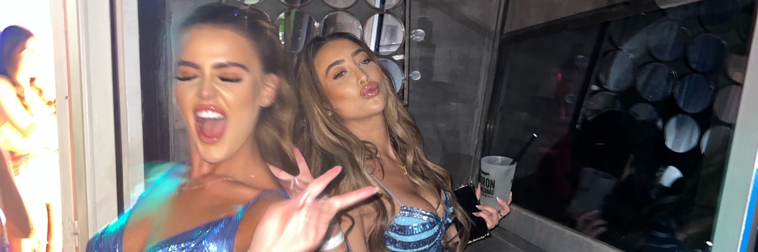 laura_beesleyX's profile banner image