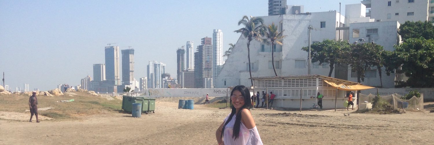 KatiaCastro8's profile banner image