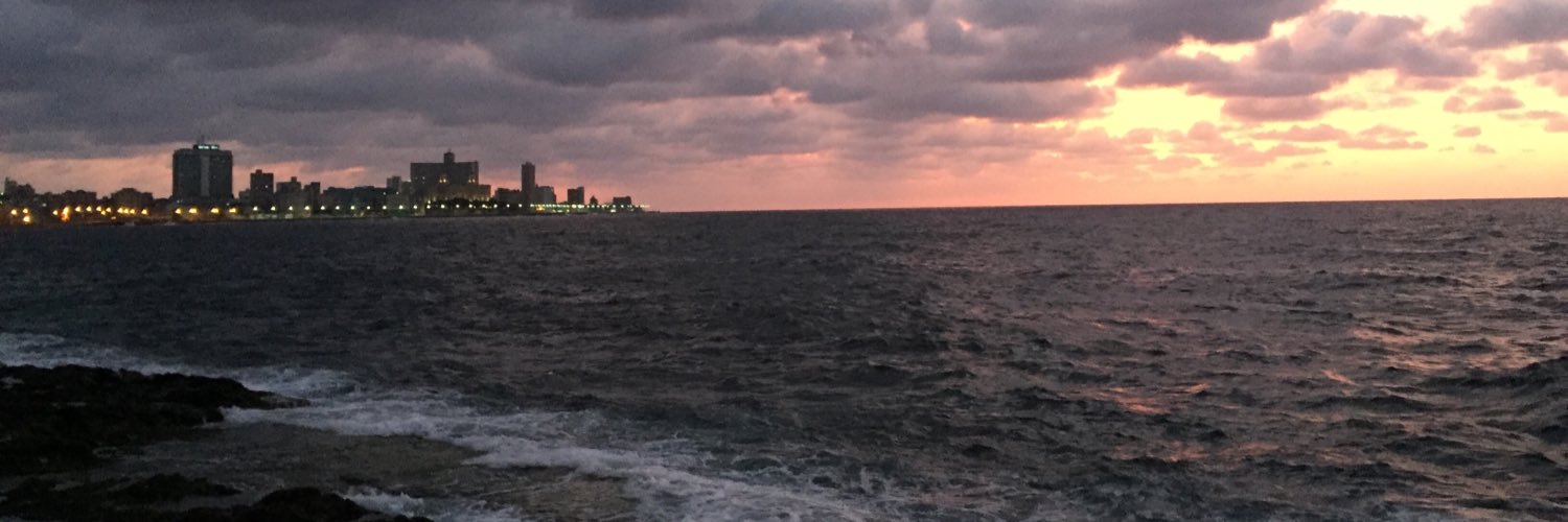 zazuetav's profile banner image