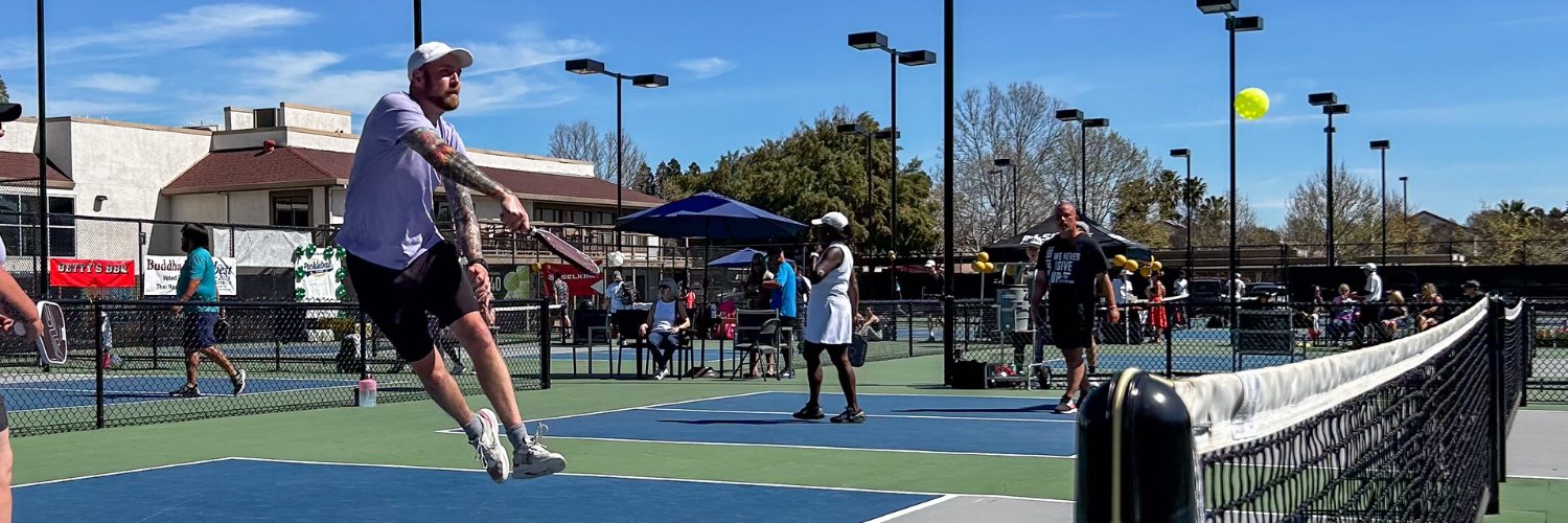 Aaron Seminoff banner