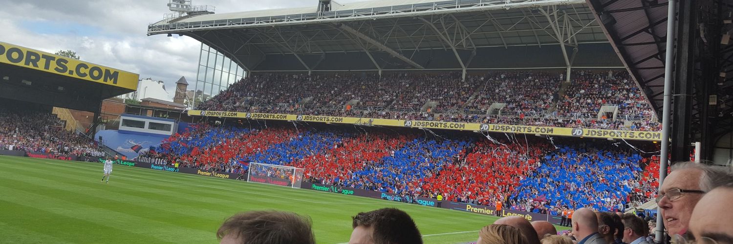 louisecpfc's profile banner image