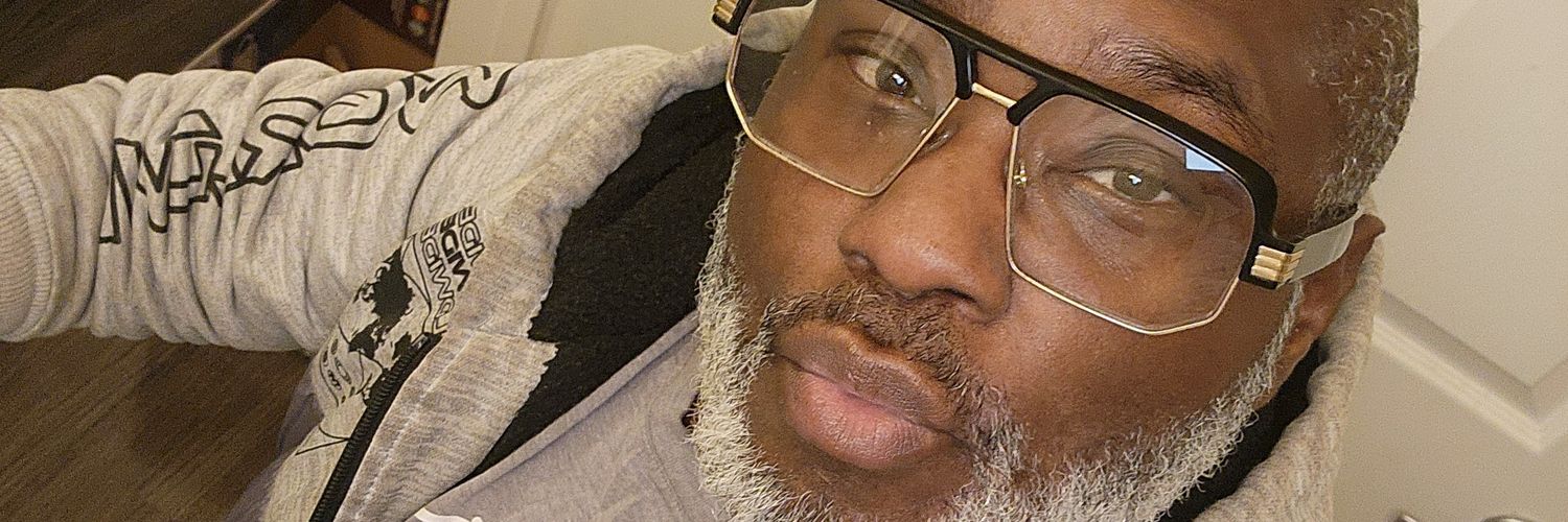 YasAlexander504's profile banner image