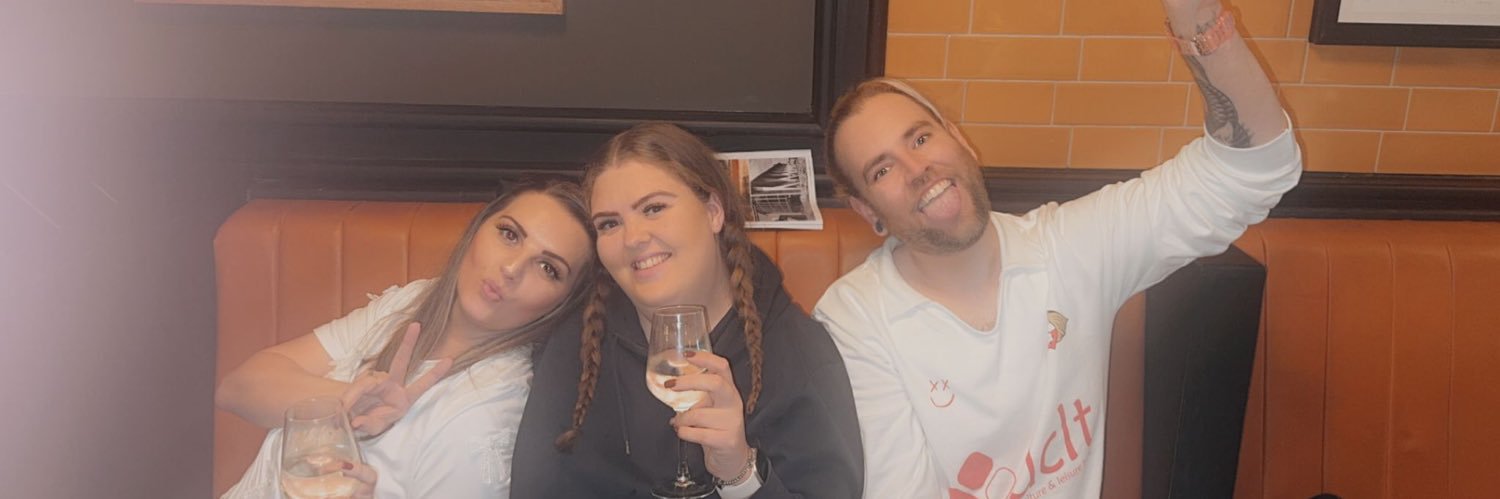 danniileaa's profile banner image