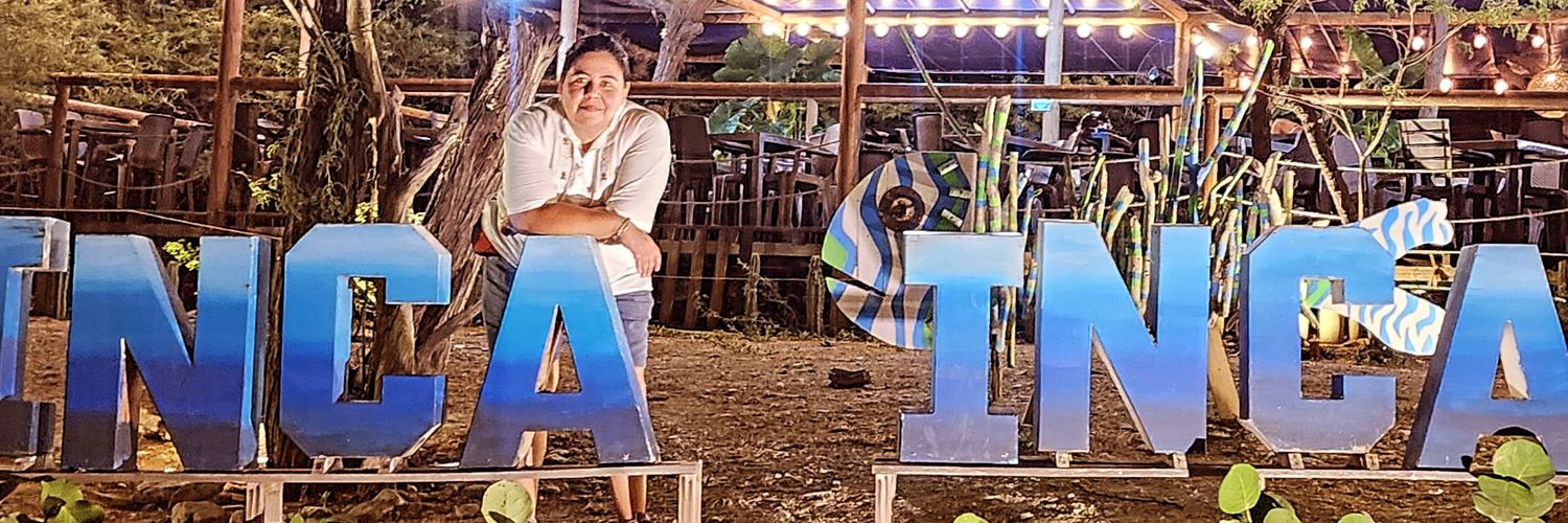 dannitaz's profile banner image