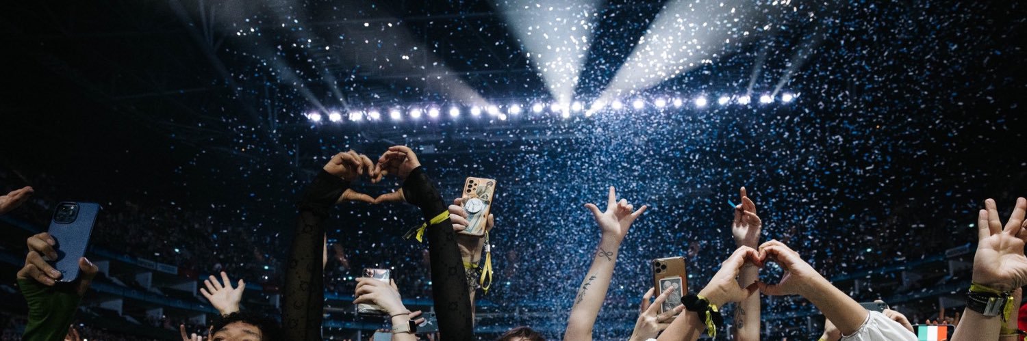 b ‽ banner