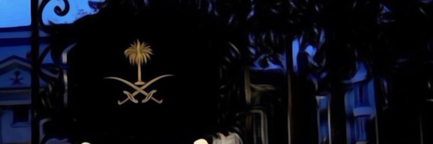F_1000100's profile banner image