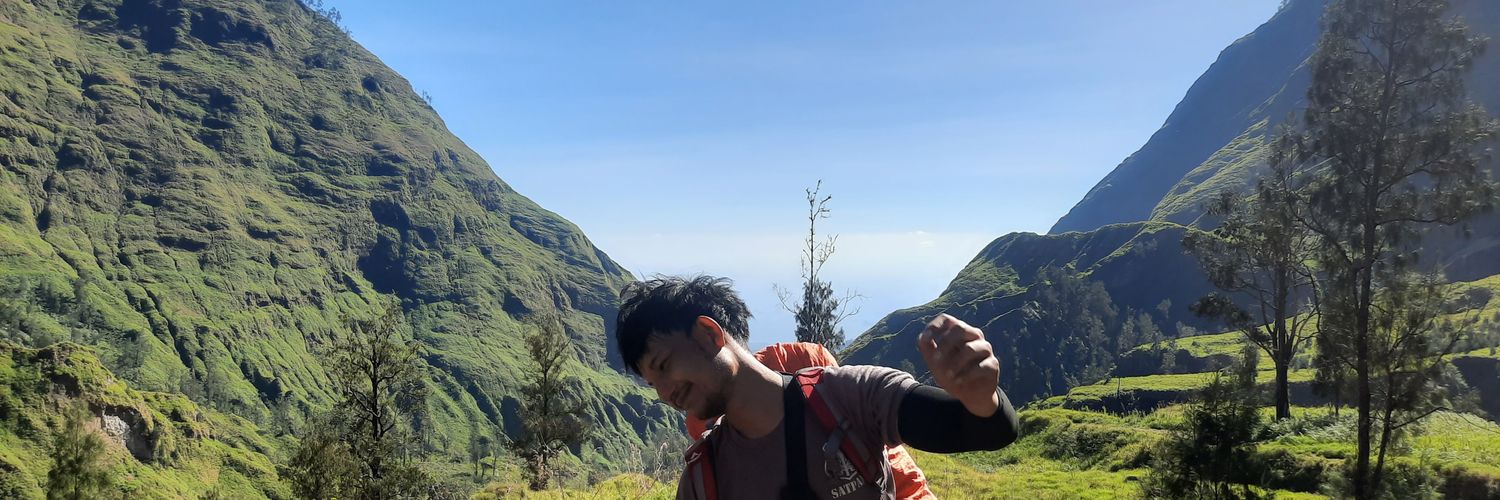 hiredbar's profile banner image