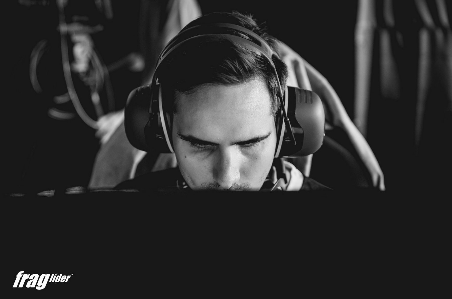 z 😏 banner