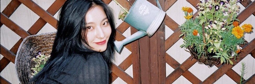 leesaerom0107's profile banner image
