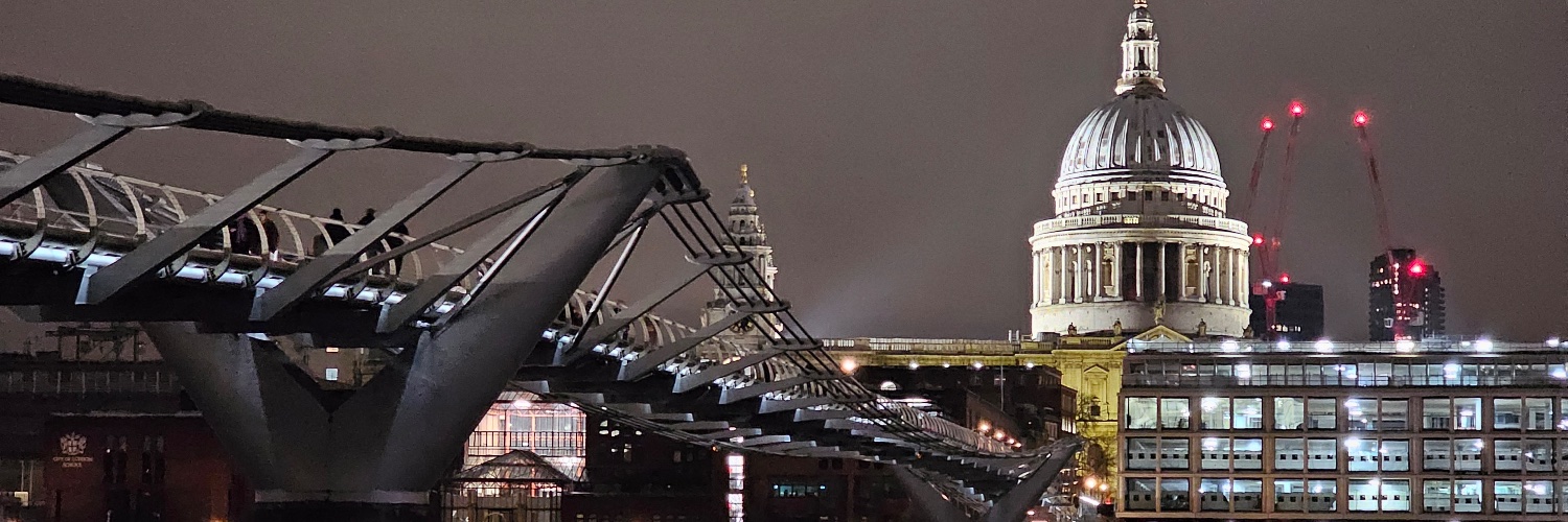 Angie 🖤💛 banner