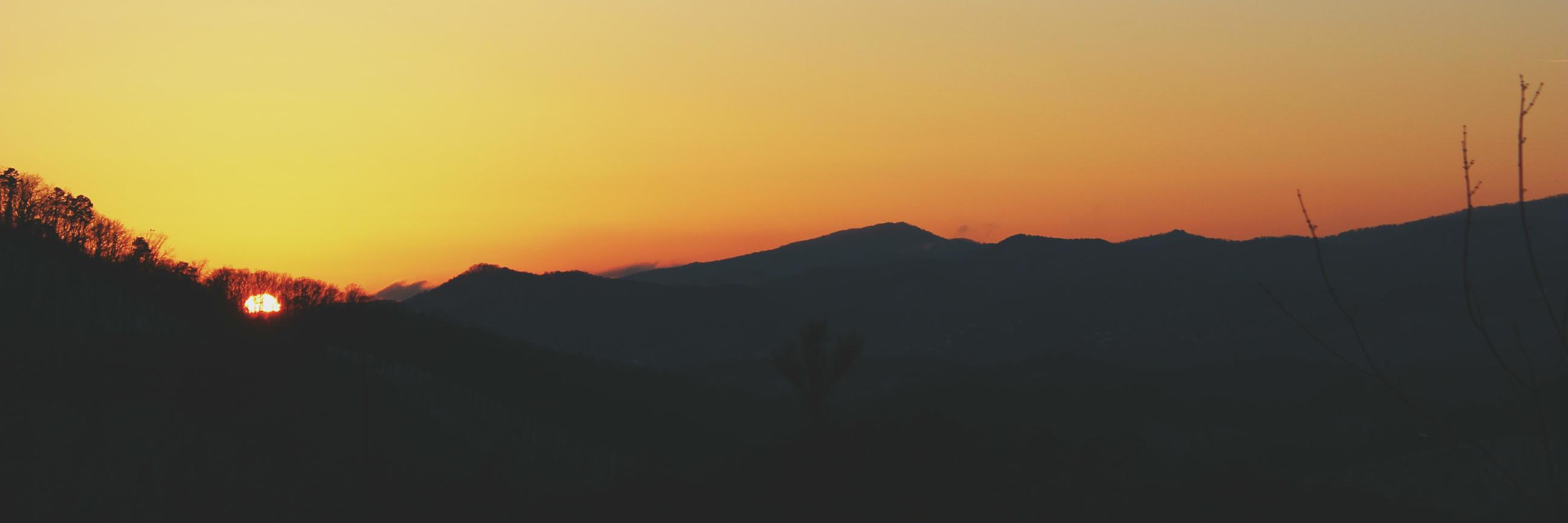 lindsayloper's profile banner image