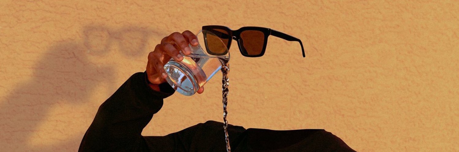 einomed's profile banner image