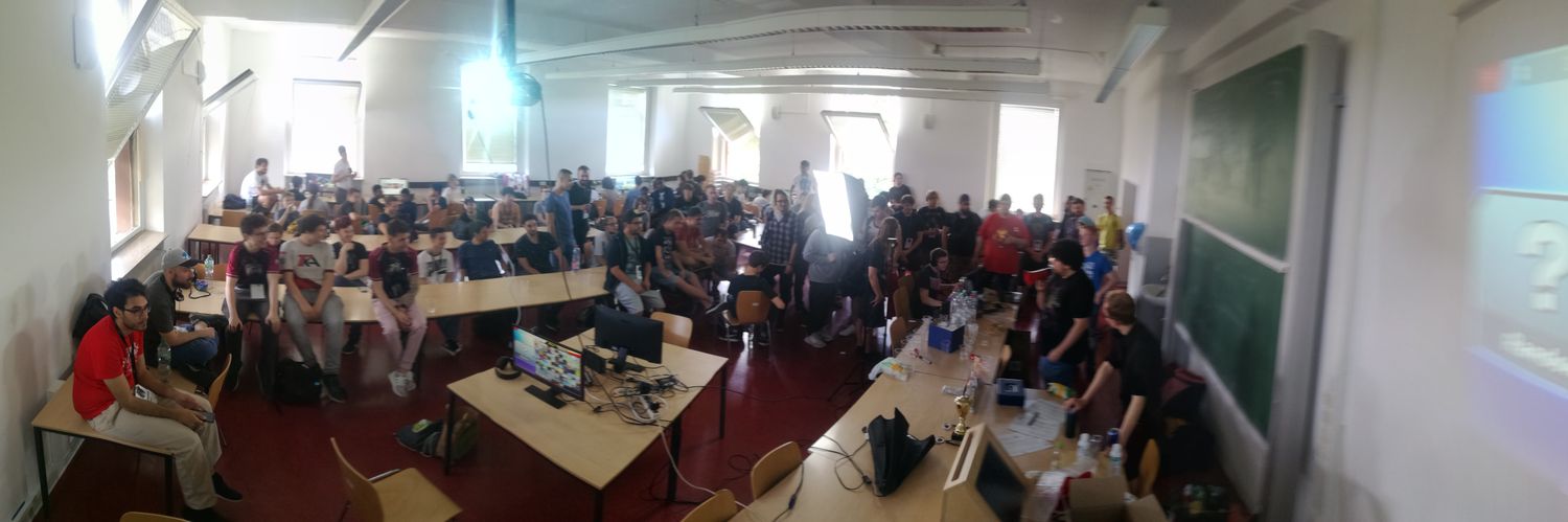 Hessen Smash Com banner