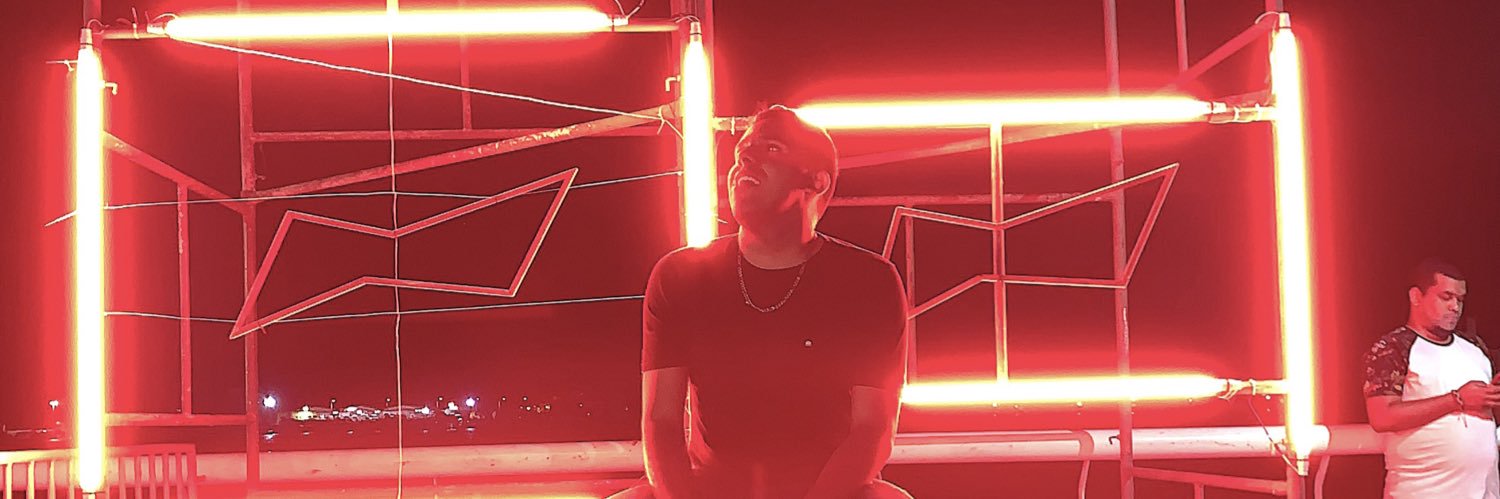 giiojr's profile banner image