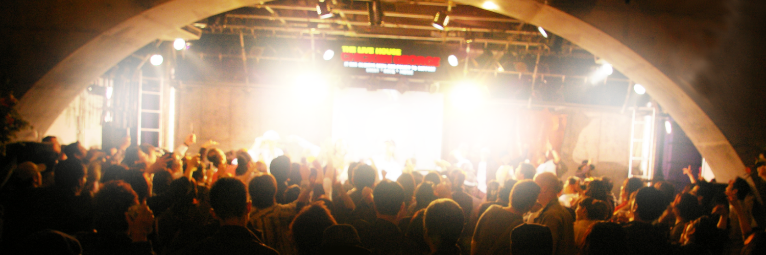 神戸のライブハウス・チキンジョージ banner