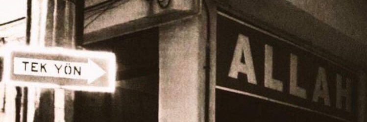 Zeyneb banner