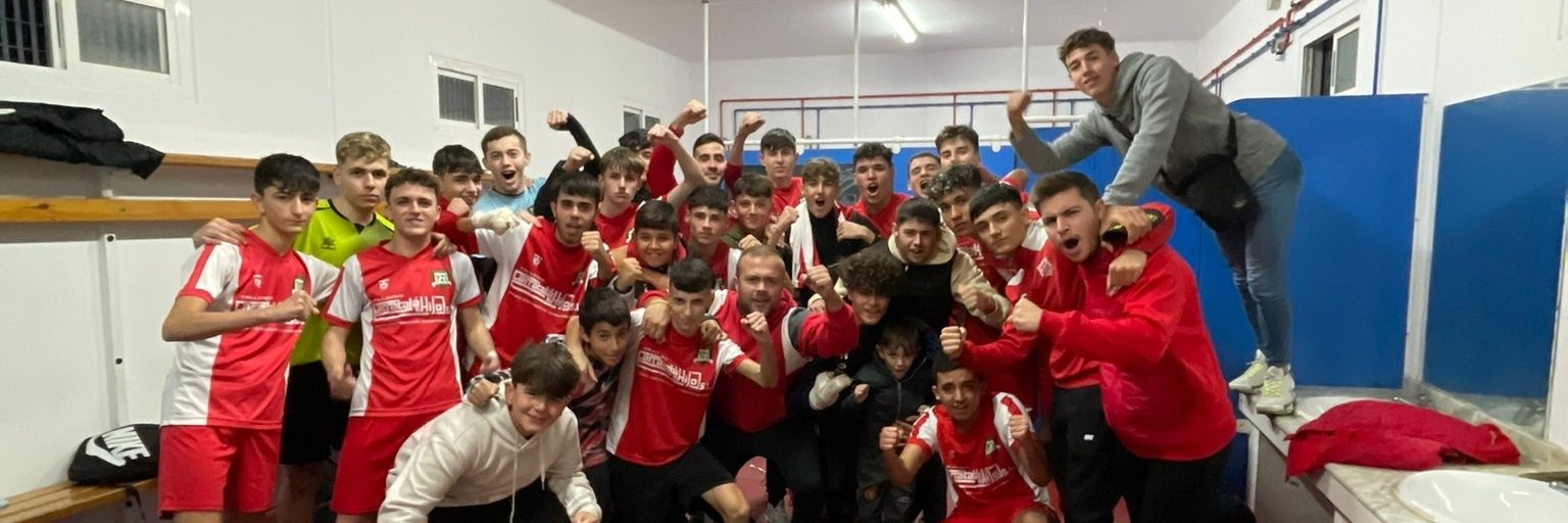 ↪German Molero↩ banner