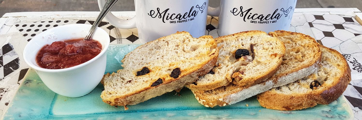 Micaela Café, Frappé banner