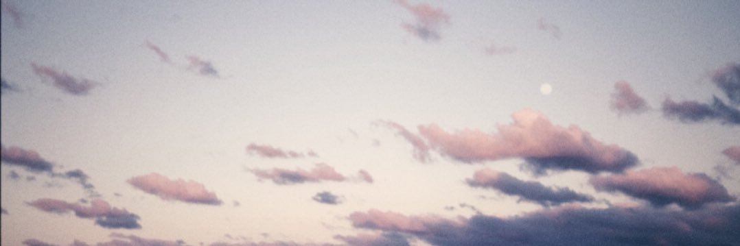 JuliRussovich's profile banner image