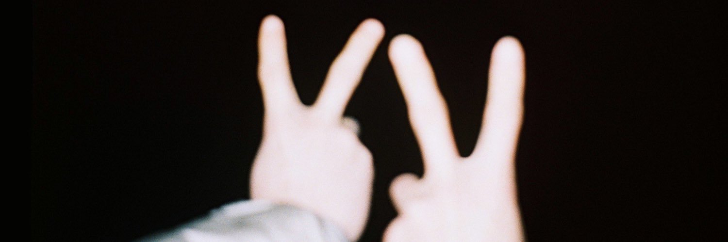📻 banner