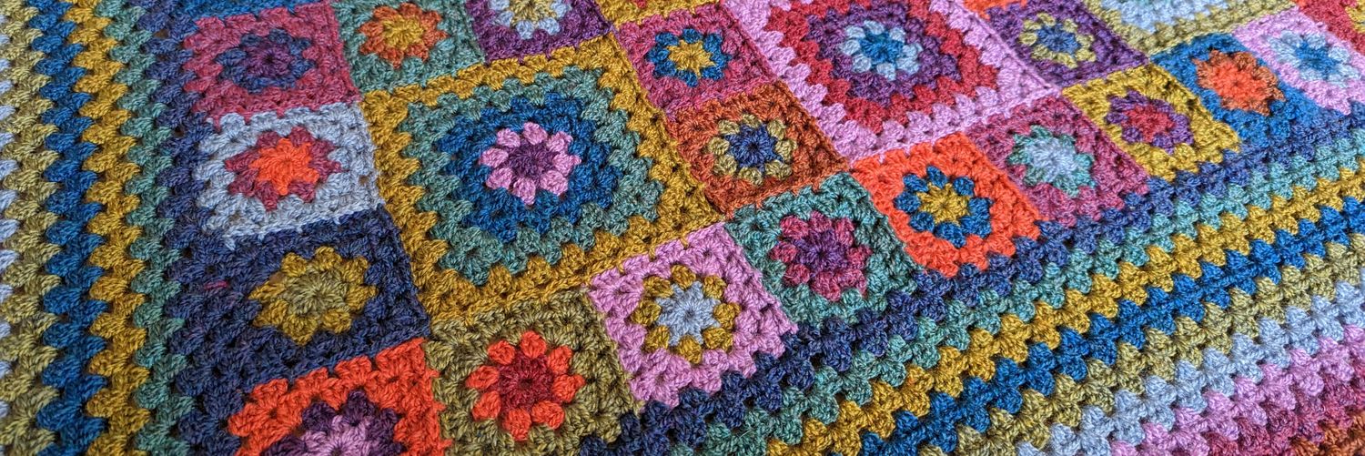 Alison Coyle🪡🖊️ banner