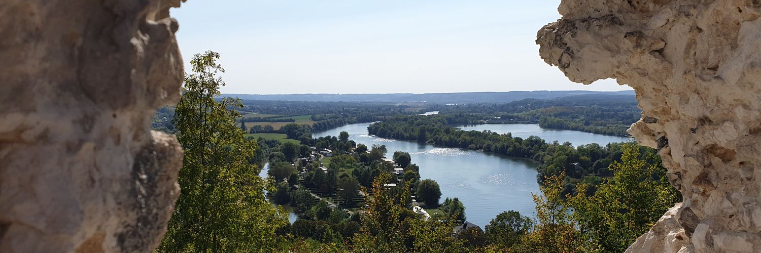 dominik ⛈🌌 banner