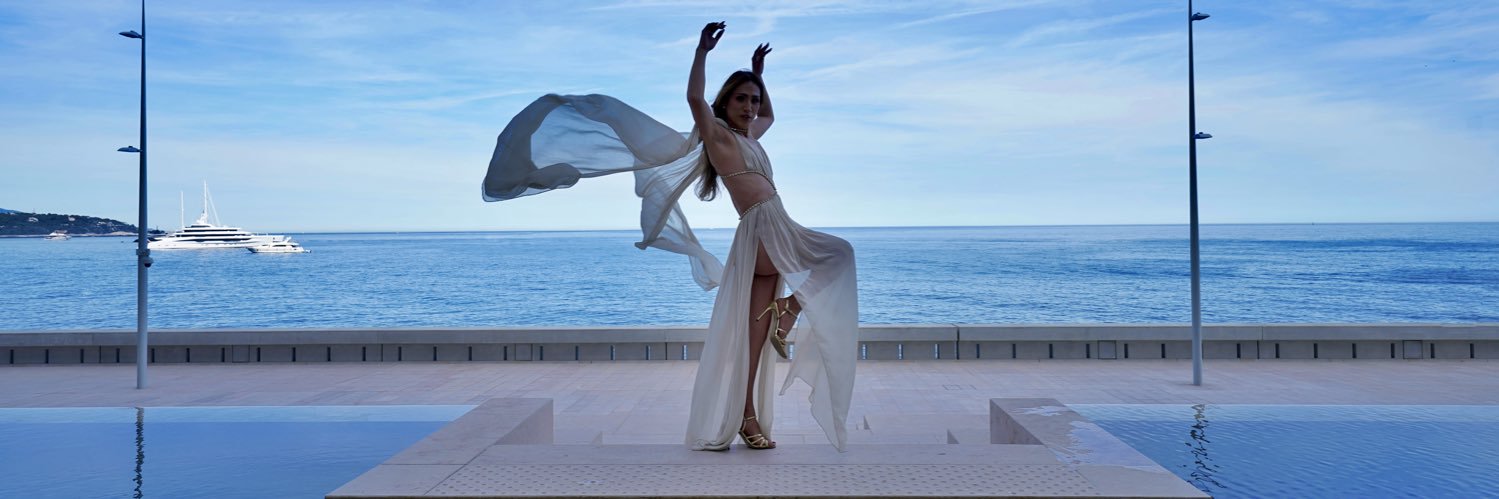 eleprimadonna's profile banner image