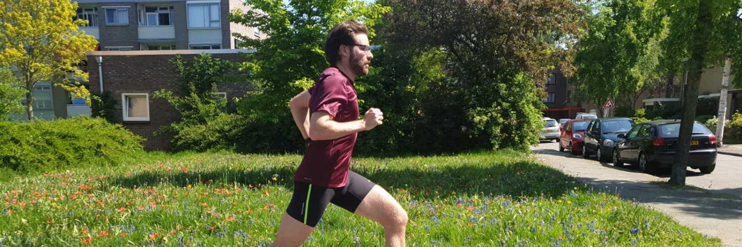 Frank van der Weck banner