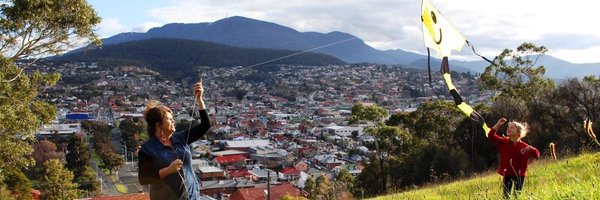 AnnaReyno Profile Banner