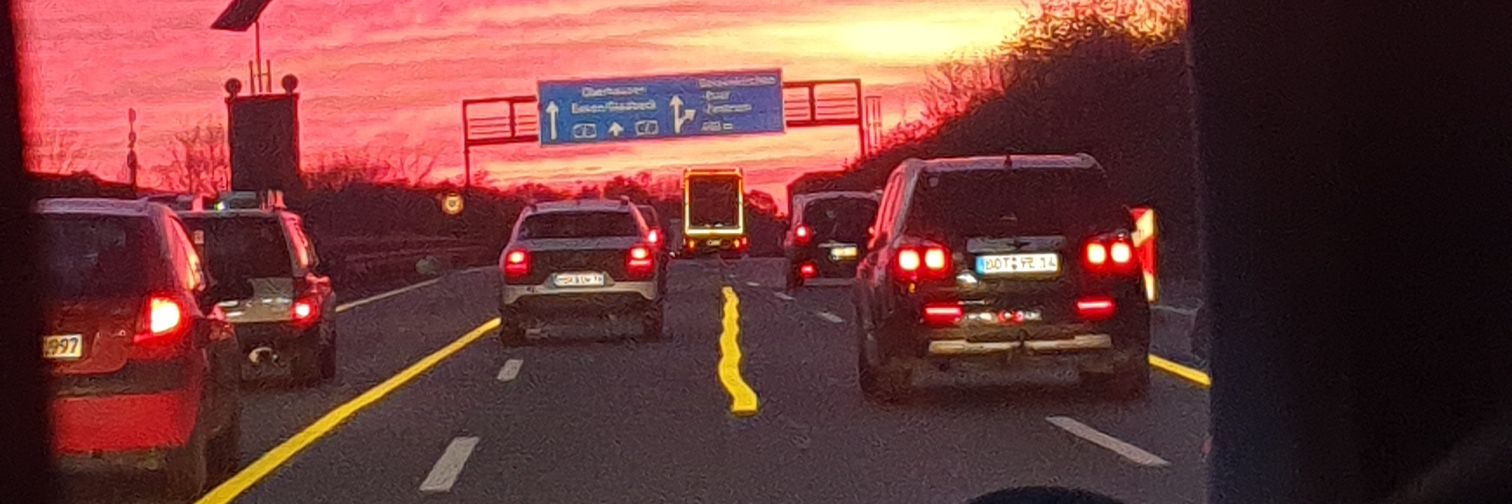 𝓜𝓮𝓵𝓪𝓷𝓲𝓮 banner