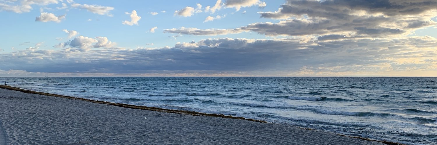 Roberto Hernandez banner