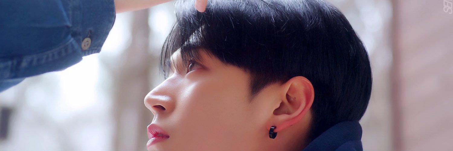 eLing_611's profile banner image