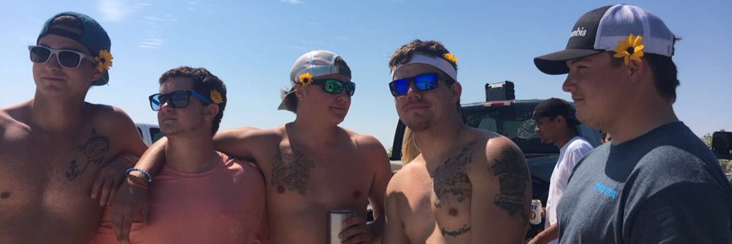TheRealSurfer96's profile banner image