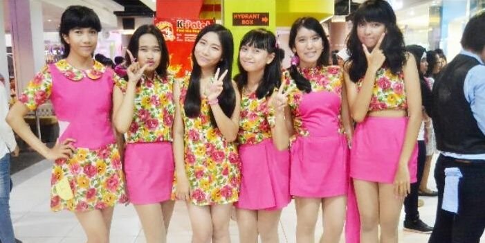 COLOUR PINK♔ banner