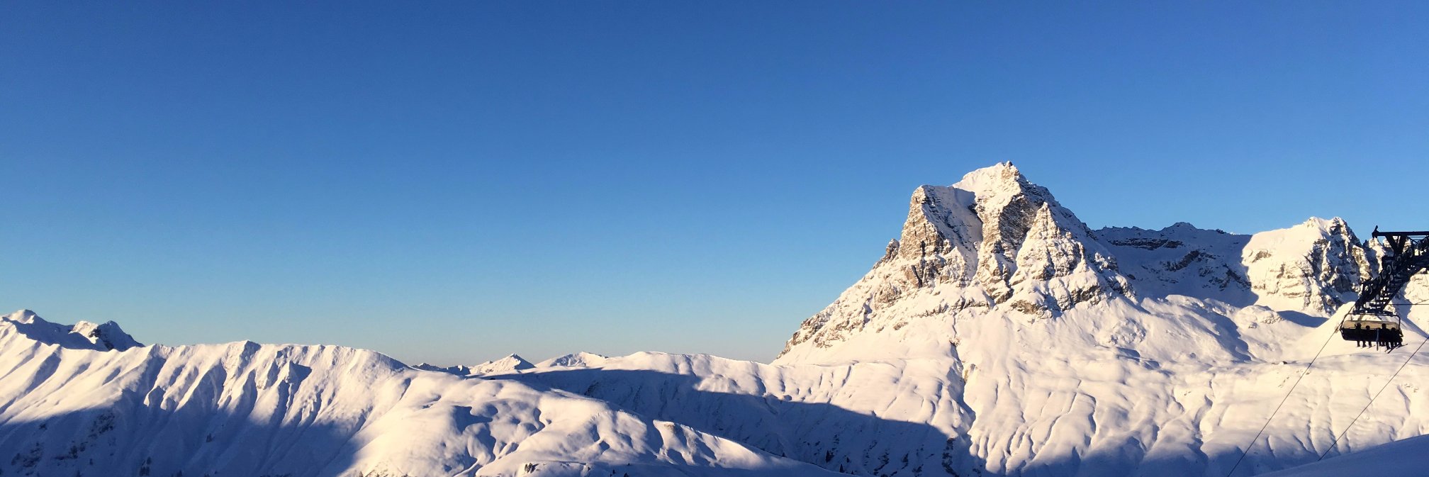 har_mueller's profile banner image