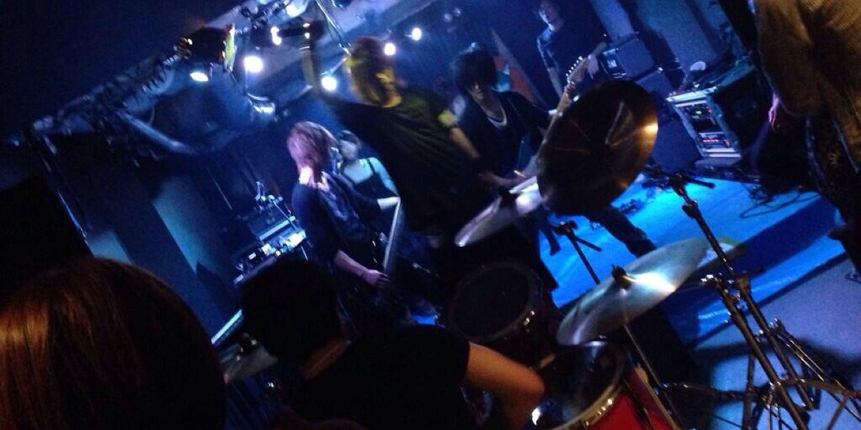 te___l's profile banner image