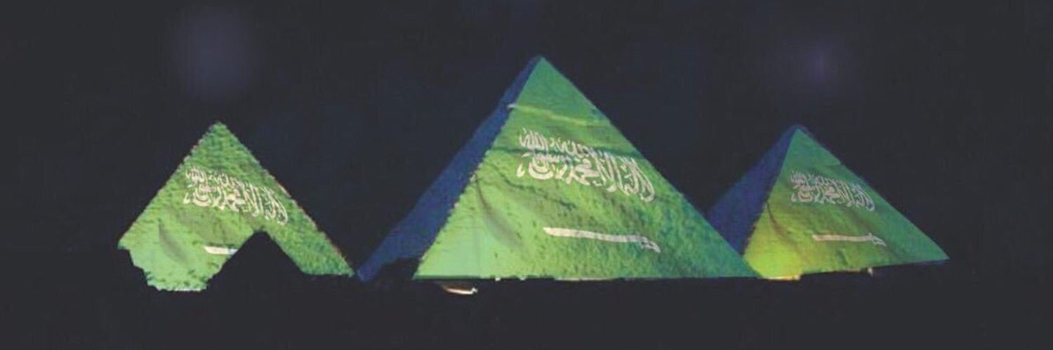 V_v547's profile banner image