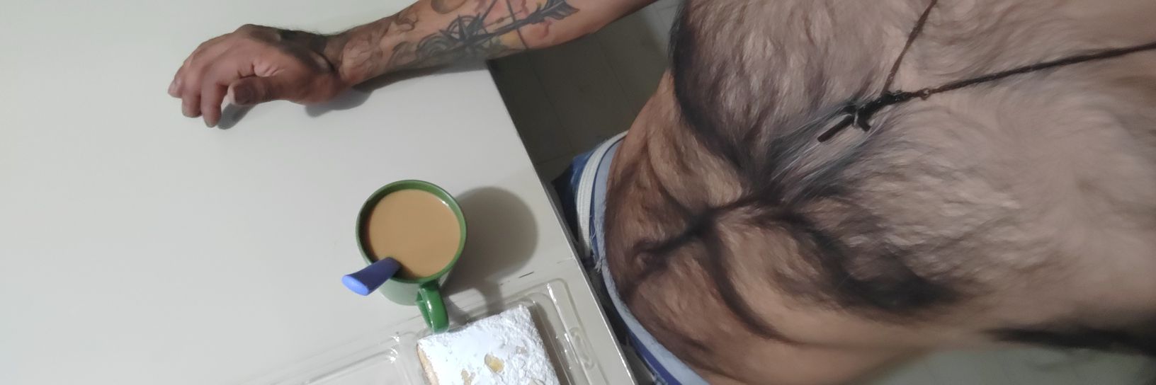 shotthot's profile banner image