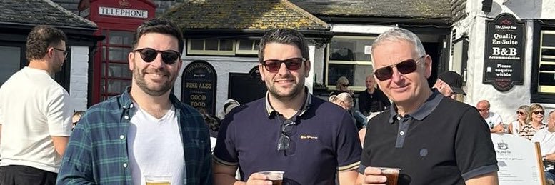 Howard Larcombe banner