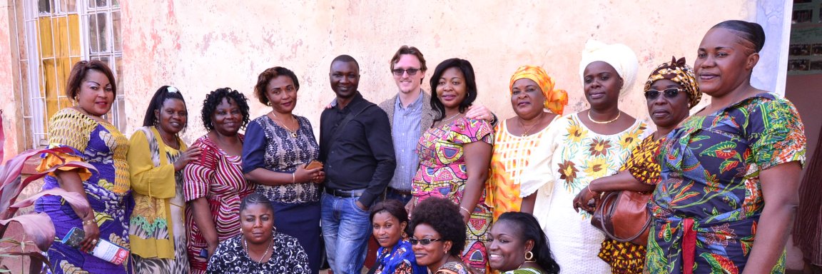 FemPoNet English banner