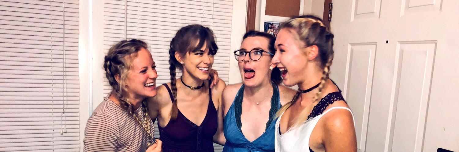 abbyscholl's profile banner image