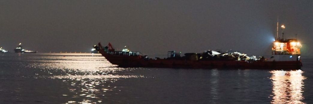 Tirekompong's profile banner image