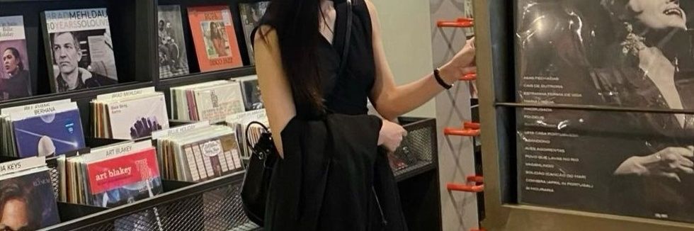 Arin🍒 banner
