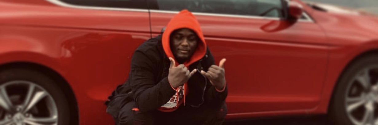 elisvbxth_'s profile banner image
