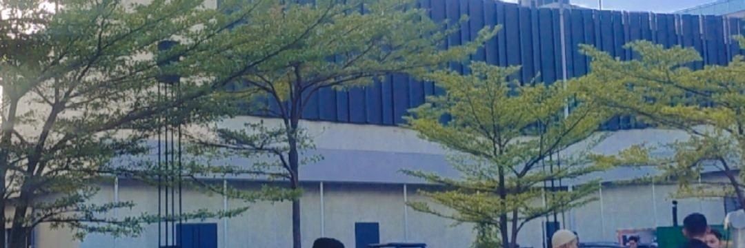 andreandriann's profile banner image