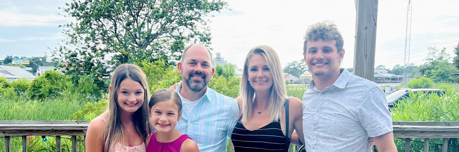 raechelfeehan's profile banner image