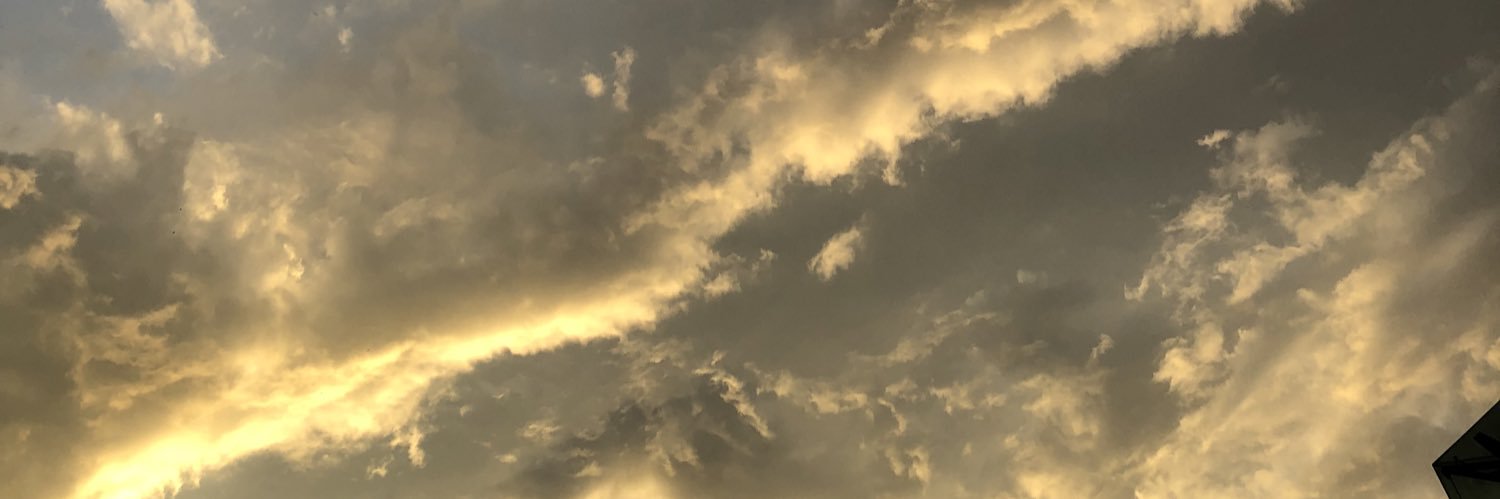 MIINHAPPY's profile banner image