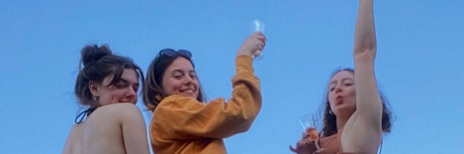 claradeagl's profile banner image